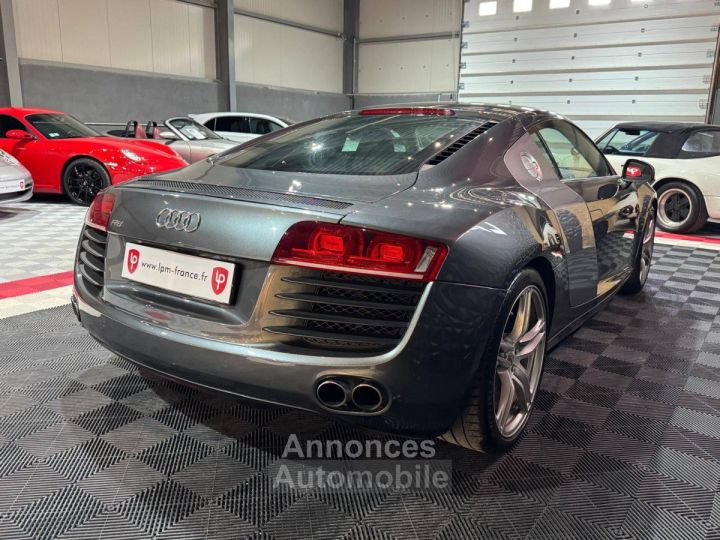 Audi R8 42 V8 FSI 430ch R tronic 6 - 8