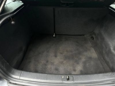 Audi A3 II 20 TDI 140ch S line   - 15