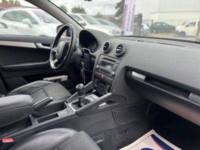 Audi A3 II 20 TDI 140ch S line   - 16