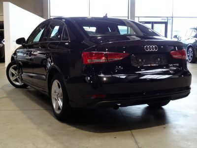 Audi A3 30TFSI Design Sedan   - 4