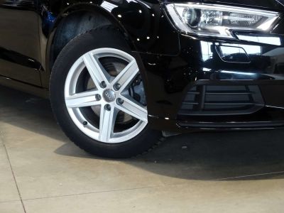 Audi A3 30TFSI Design Sedan   - 5