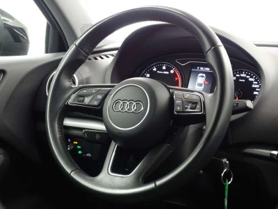 Audi A3 30TFSI Design Sedan   - 6