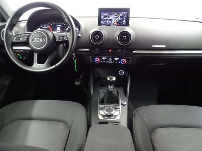 Audi A3 30TFSI Design Sedan   - 7