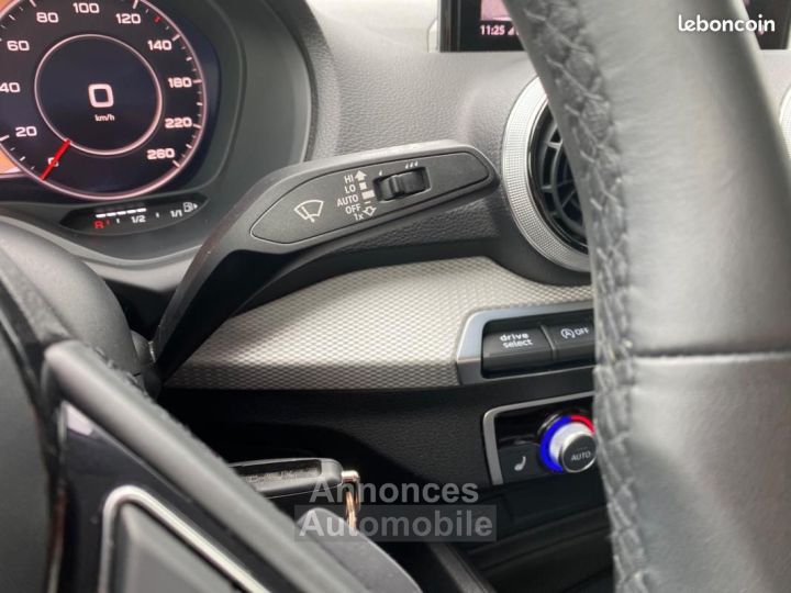 Audi Q2 20 35 TDI 150 ADVANCED S-TRONIC BVA - 17
