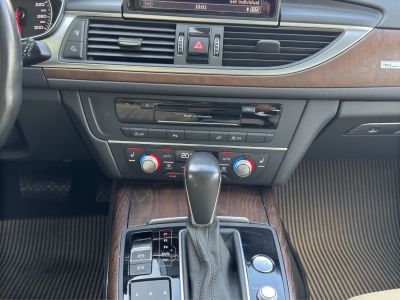 Audi A6 Allroad 30 V6 TDI 272 ch AVUS Quattro S Tronic   - 15