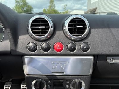 Audi TT Roadster 18T   - 16