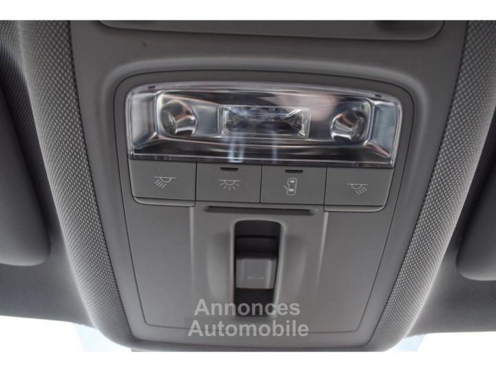 Audi A3 Sportback 40 e-tron 204 S tronic 6 - 34