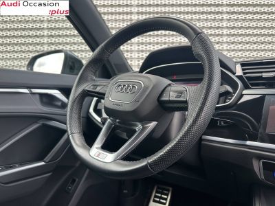 Audi Q3 35 TFSI 150 ch S tronic 7 S line   - 7
