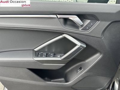 Audi Q3 35 TFSI 150 ch S tronic 7 S line   - 12