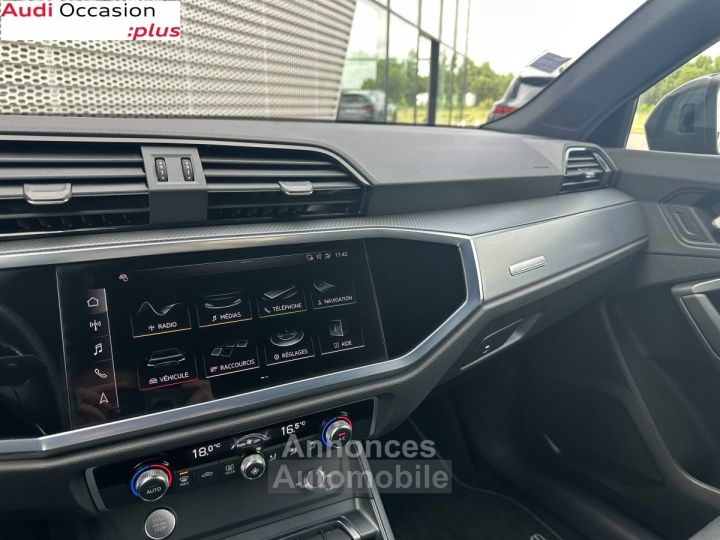 Audi Q3 35 TFSI 150 ch S tronic 7 S line - 25