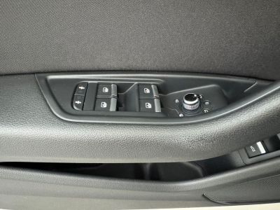 Audi A4 20 TDI 150 BUSINESS LINE S tronic 7   - 18