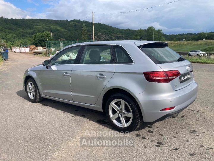 Audi A3 Sportback  30 TDI 116 Business line - 2