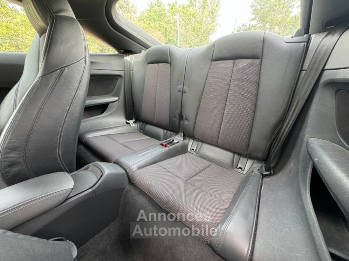Audi TT 20 TDI 184 ch S-Line - 12