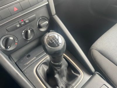 Audi A3 (8P Phase 2) 16 TDI 90ch Sportback Ambition / Origine France   - 21