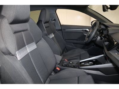 Audi A3 Sportback 35 TDI 150ch S line S tronic 7   - 11