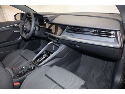 Audi A3 Sportback 35 TDI 150ch S line S tronic 7   - 13