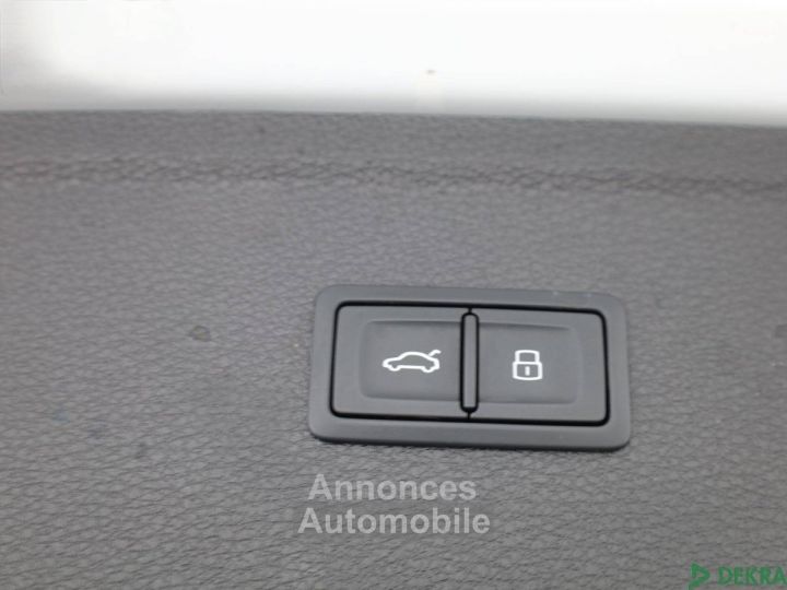 Audi Q5 55 TFSI e 367ch S line quattro S tronic 7 - 22