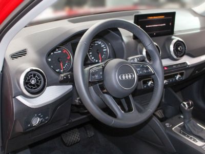 Audi Q2 30 TDI 116 S tronic 7 Advanced Faible km   - 5
