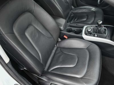Audi A4 20TDi - LEDER - XENON - NAVI - PDC V&A - ZETELVERWARMING -   - 16