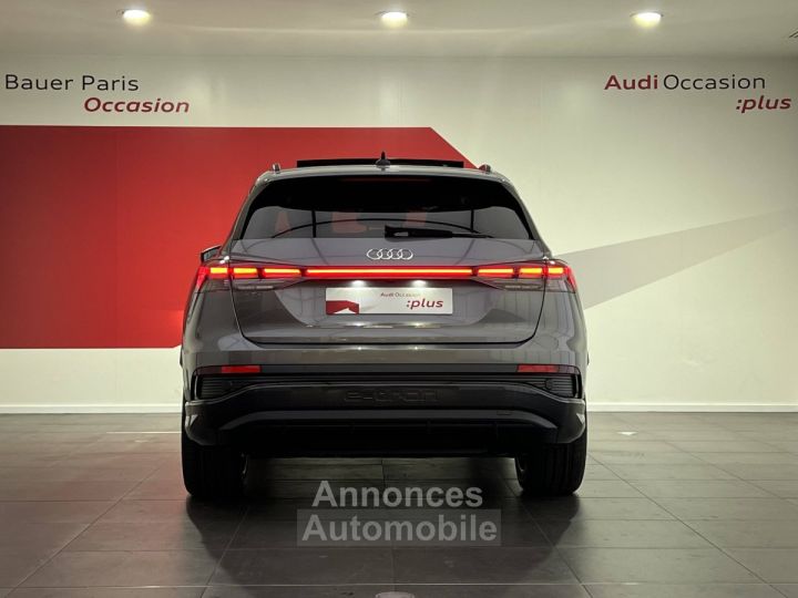 Audi Q4 E-Tron 45 285 ch 82 kWh S line - 4