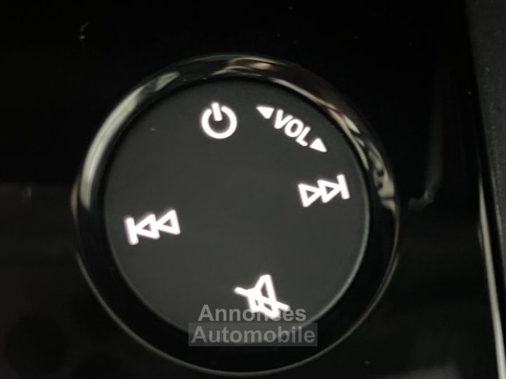 Audi Q4 E-Tron 45 285 ch 82 kWh S line - 32