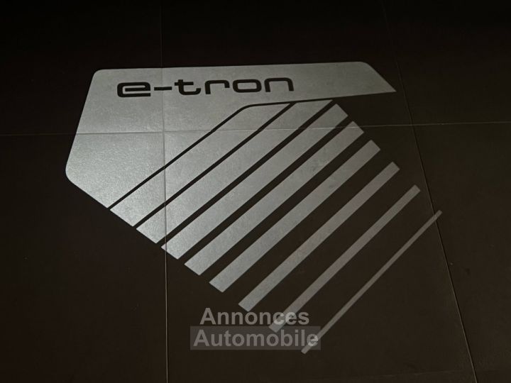 Audi Q4 E-Tron 45 285 ch 82 kWh S line - 47