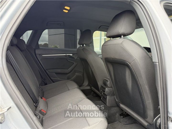 Audi A3 Sportback 35 TDI 150 S tronic 7 Business line - 32