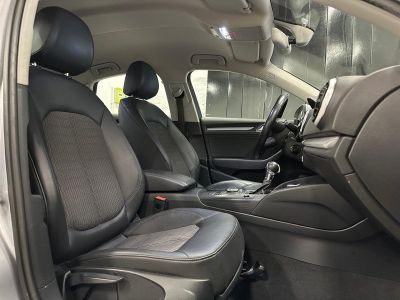 Audi A3 BERLINE 14 TFSI 125CH AMBITION S TRONIC 7   - 7