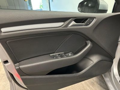Audi A3 BERLINE 14 TFSI 125CH AMBITION S TRONIC 7   - 15