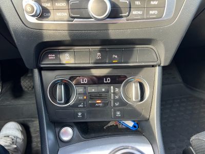 Audi Q3 20 TDI 120 ch Midnight Series - CAM - CLIM AUTO - DRIVE SELECT   - 22