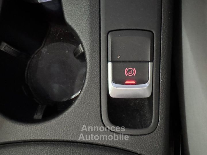 Audi Q3 Ambition Luxe Quattro 150 ch 20 TDI Radar AV/AR - Feux LED Auto - Bluetooth - 17