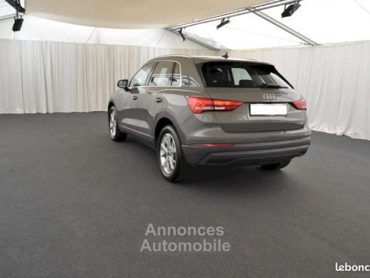 Audi Q3 II 45 TFSI e 245ch Design S tronic 6 - 2