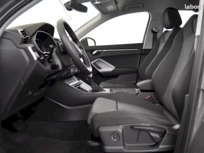 Audi Q3 II 45 TFSI e 245ch Design S tronic 6   - 4