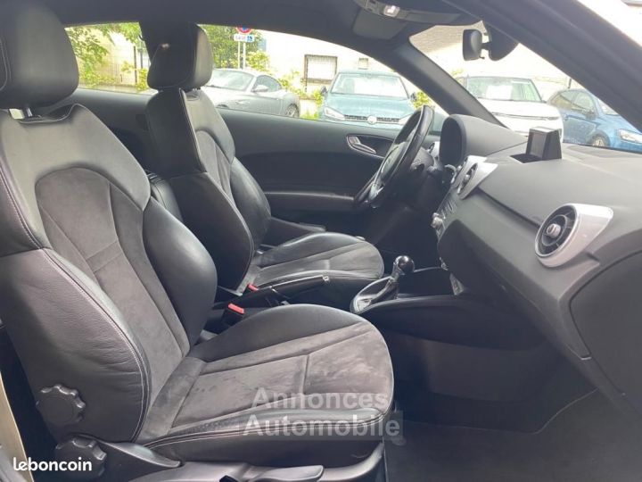 Audi A1 14 TFSI 135CH S-LINE %2B RADAR AV%2BAR - 14