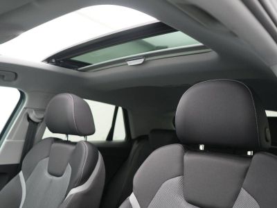 Audi Q2 35 TFSI 150ch S line S tronic 7   - 7