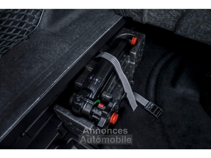 Audi e-tron Q8 Sportback Quattro 55 S-LINE - GARANTIE - ENTRETIEN COMPLET - 32