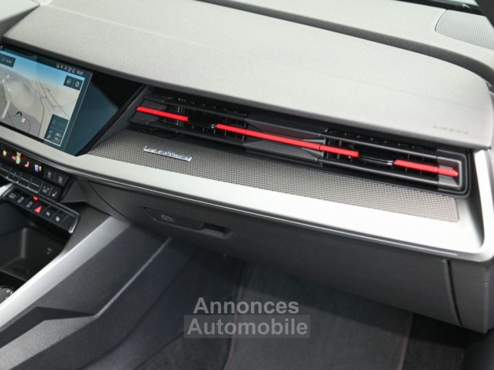 Audi RS3 Sportback 25 TFSI HUD - 23