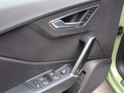 Audi Q2 30 TFSI S line   - 8
