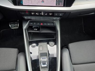 Audi A3 35 TFSI 150ch MILD HYBRID S-LINE S-TRONIC   - 14
