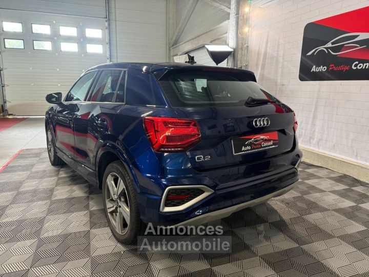 Audi Q2 35 TFSI 150 S tronic 7 Design Luxe - 12
