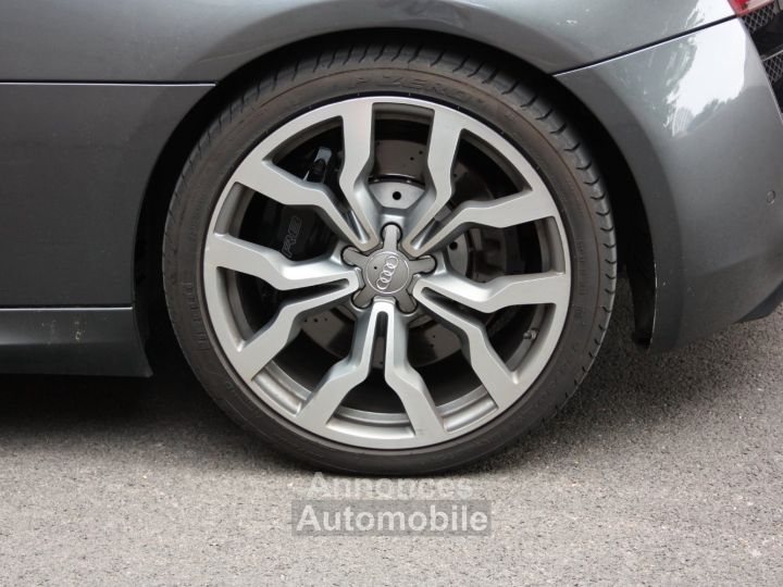Audi R8 Spyder V10 R-tronic 525 cv - 4