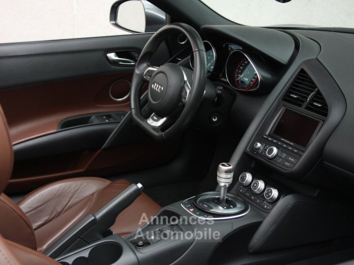Audi R8 Spyder V10 R-tronic 525 cv - 7
