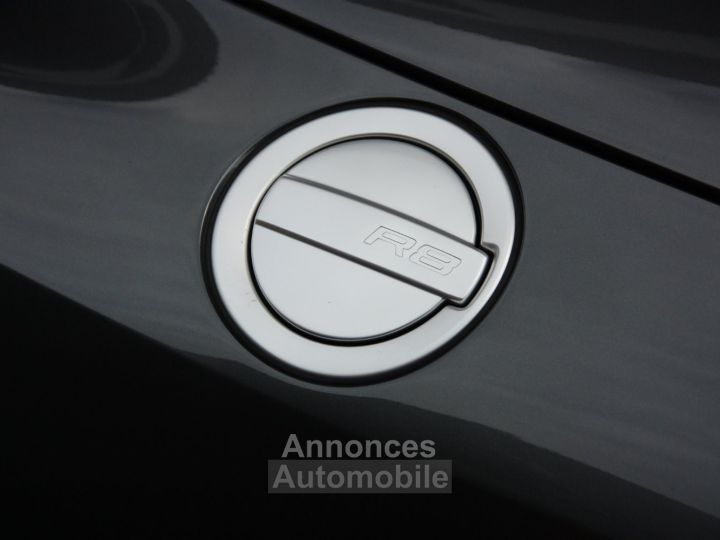 Audi R8 Spyder V10 R-tronic 525 cv - 13