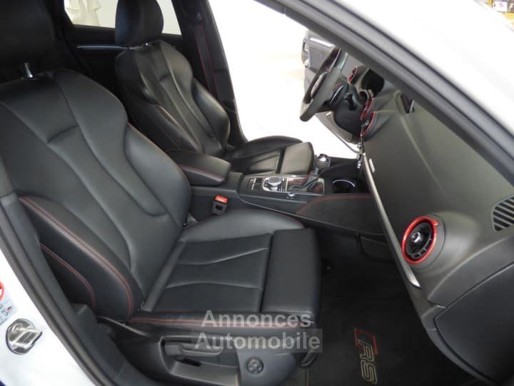 Audi RS3 BERLINE Berline 25 TFSI 400 S tronic 7 Quattro - 24