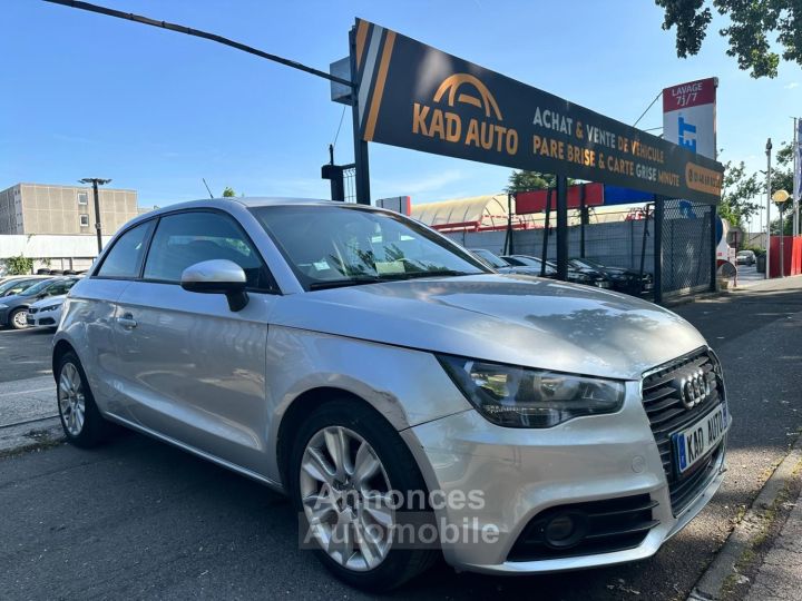 Audi A1 16 TDI 90 AMBIENTE S TRONIC - 2