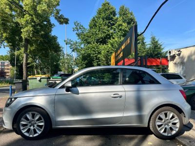 Audi A1 16 TDI 90 AMBIENTE S TRONIC   - 3