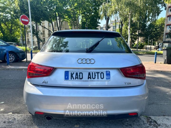 Audi A1 16 TDI 90 AMBIENTE S TRONIC - 5