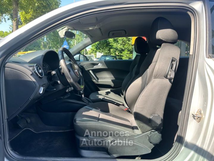 Audi A1 16 TDI 90 AMBIENTE S TRONIC - 9
