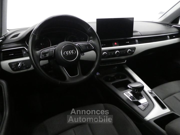 Audi A4 30 TDI 136CH BUSINESS LINE S TRONIC 7 7CV - 6