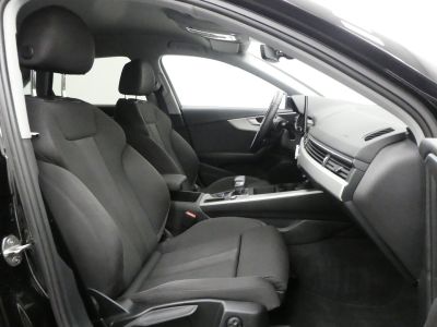 Audi A4 30 TDI 136CH BUSINESS LINE S TRONIC 7 7CV   - 7